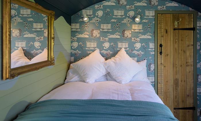 Angharad - Brook Cottage Shepherd Huts